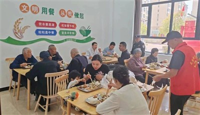 政府推行老年助餐要严防两种