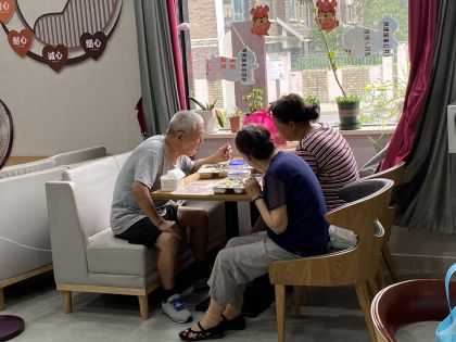 服务场景图片.jpg